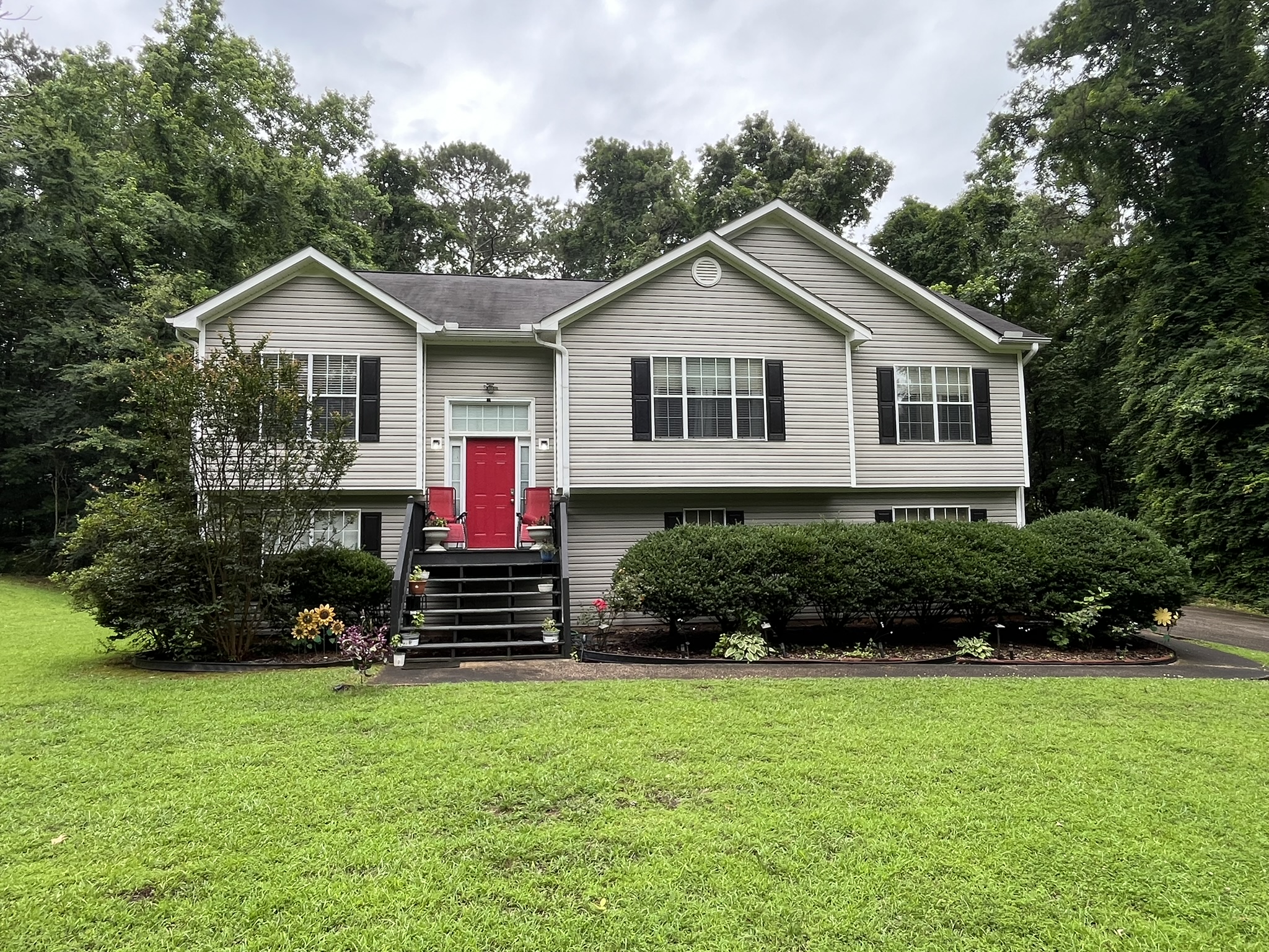 103 Rosalie Way