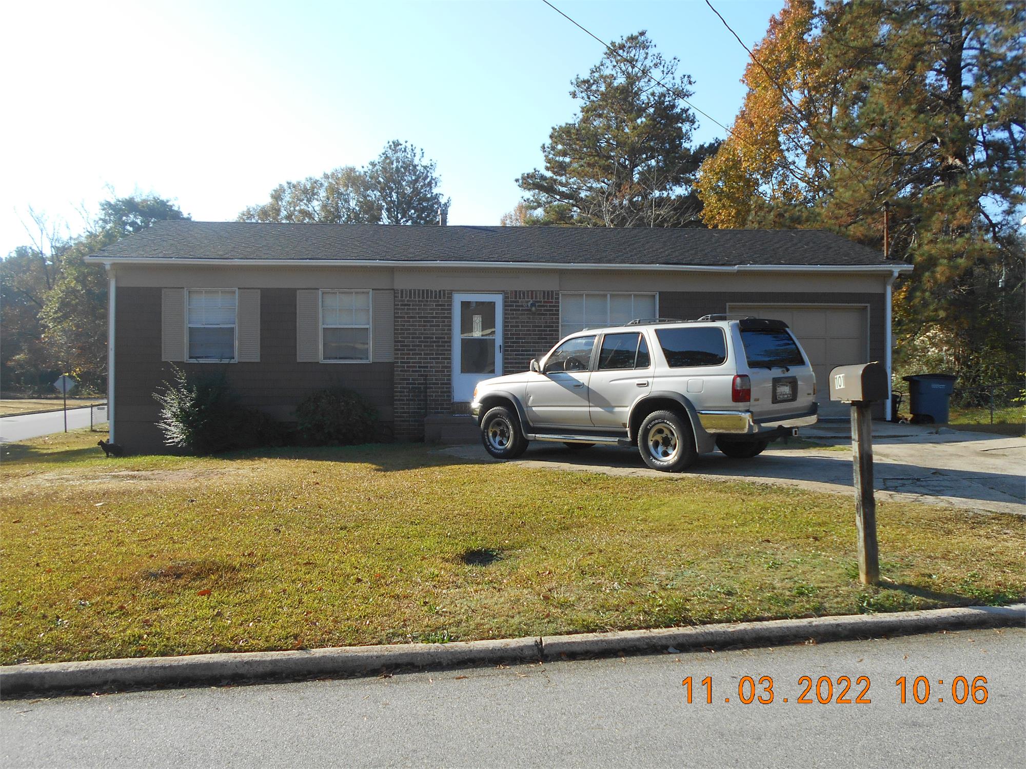 101 Royal Ct